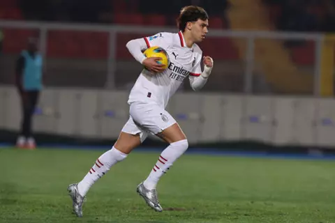 تقارير: ميلان يتراجع عن ضم جواو فيليكس بصفة نهائية من تشيلسي